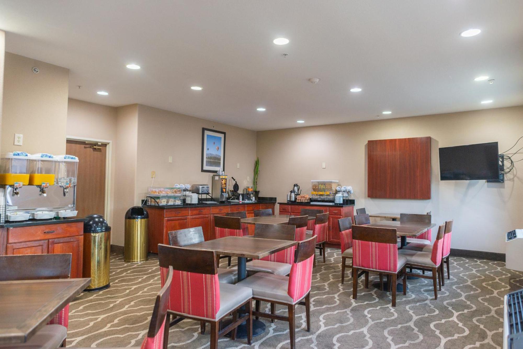 Comfort Inn North - Air Force Academy Area Колорадо-Спрингс Экстерьер фото